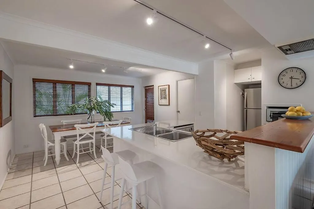 Noosa River Resort Apartment On Gympie Terrace Noosaville